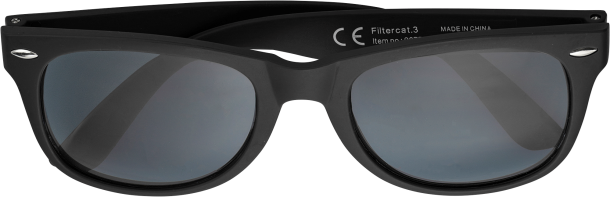Recycled plastic sunglasses